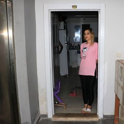 Kirasını 3 ay ödeyemedi! Ev sahibi çelik kapıyı söktü!