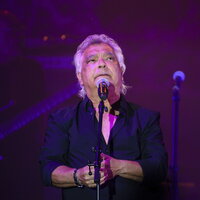 Yabancı sanatçıların Aspendos geçidi