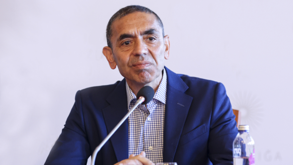 Yeni aşı için tarih verdi!