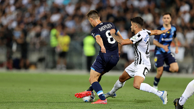 Kiev uzatmada turladı