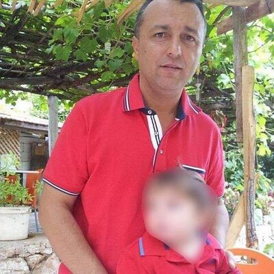 Oğlu denize düştü! Kurtarmak için canını verdi!