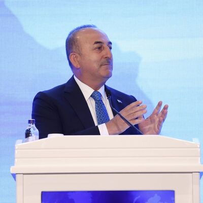 Bakan Çavuşoğlu'dan kritik açıklamalar