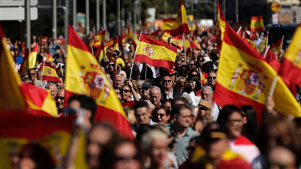 İspanya'da enflasyon 38 yılın zirvesinde