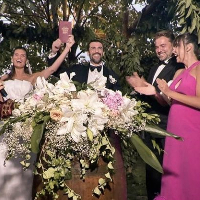 8 yıllık aşkta mutlu son