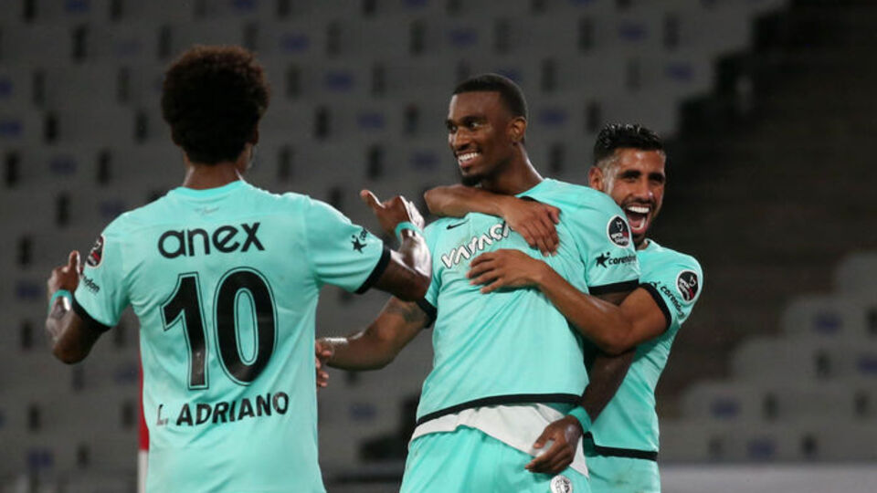 Antalyaspor, Wright ile kazandı