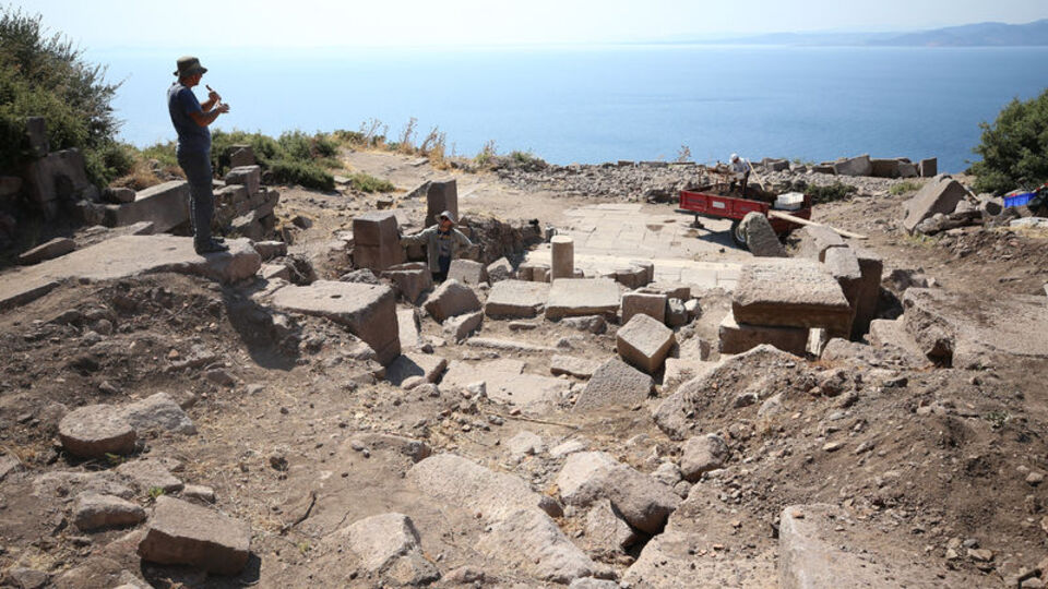 Assos'ta bulundu... 2 bin 200 yıllık!