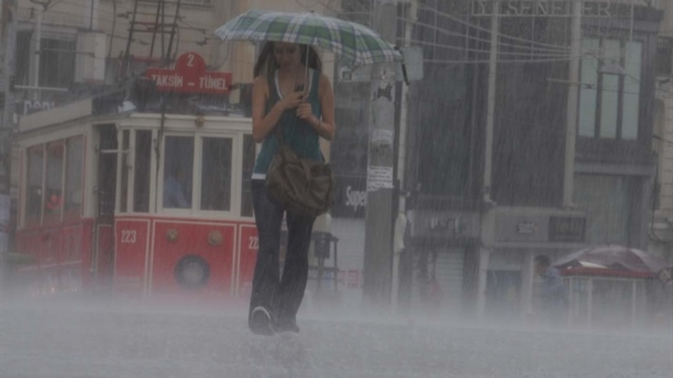 Meteoroloji'den 17 kent için uyarı! 5 bölgede sağanak!