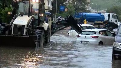 İstanbul'da sağanak etkili oldu