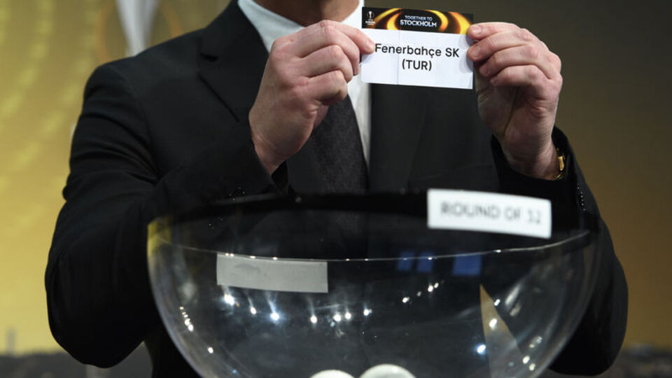 Fenerbahçe listeyi UEFA'ya verdi 10 isim...