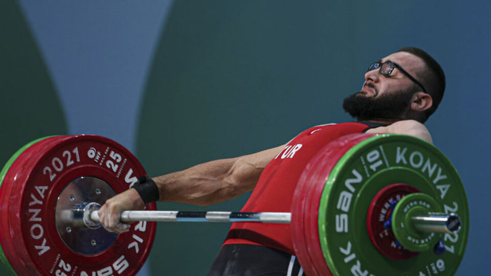 Halterde 28 madalya aldık!