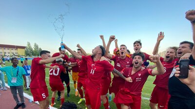 Futbolda altın madalya geldi!