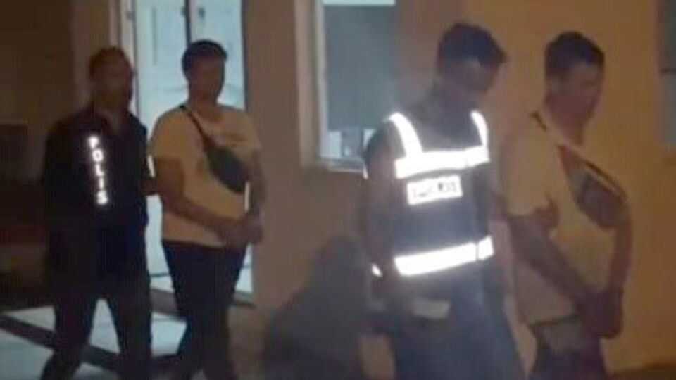 Göçmen kaçakçılığı yapan 2 Rus tutuklandı