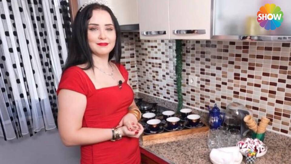 İrem gelinden İngiliz usulü sütlü çay ve dondurma ikramı!