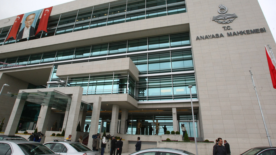 AYM'den "biber gazı" kararı