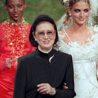 Dünyaca ünlü moda tasarımcısından üzücü haber