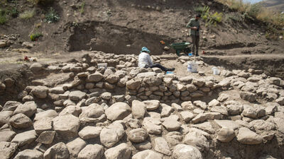 Tozkoparan Höyüğü kazısında bulundu