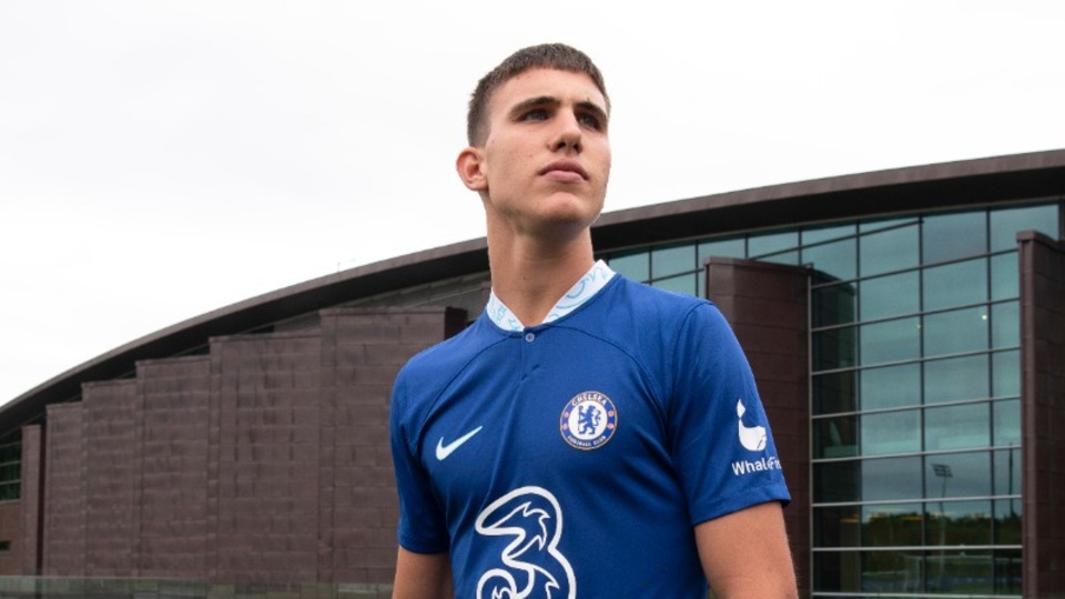 Cesare Casade, Chelsea'ye transfer oldu