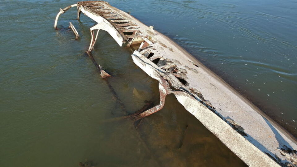 Kuraklık, savaş gemisini ortaya çıkardı