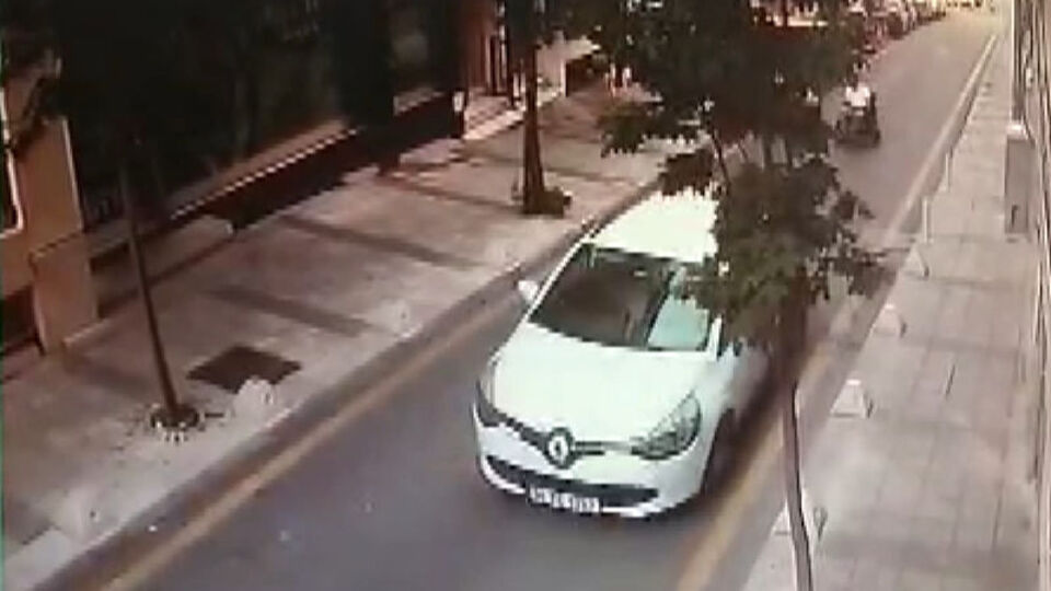 Dehşet anı kamerada! Engelliyi ezip kaçtı!