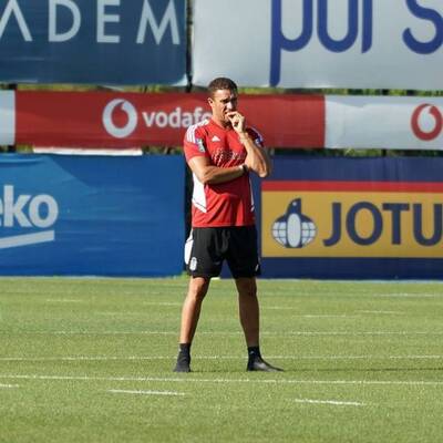 Ismael'in 11'i belli!