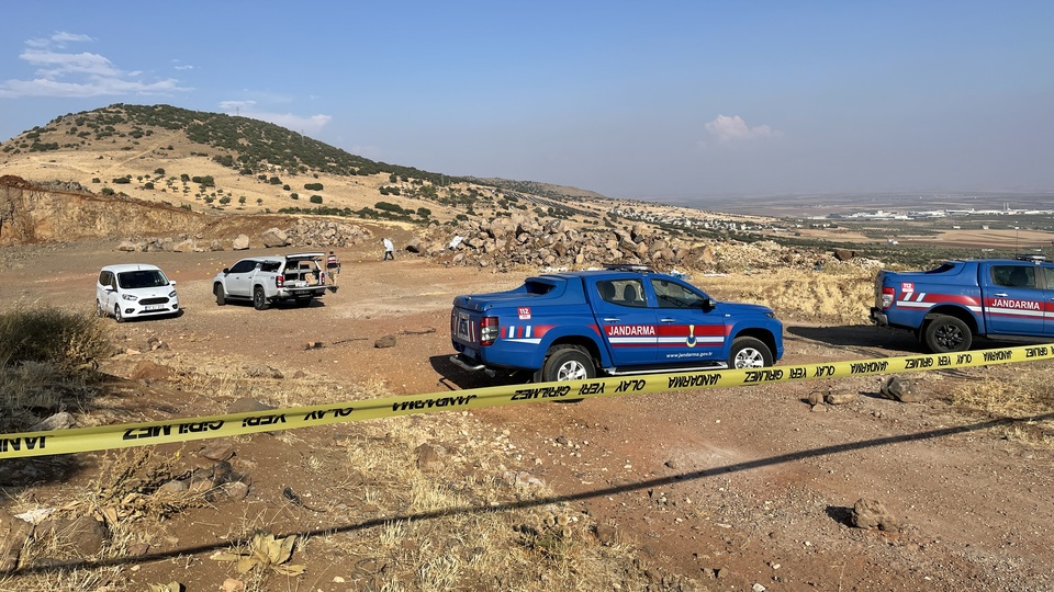 Suriyeli anne-kız dağlık alanda vahşice öldürüldü!