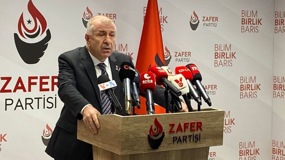 Ümit Özdağ'dan 6'lı masaya 'Mansur Yavaş' çağrısı