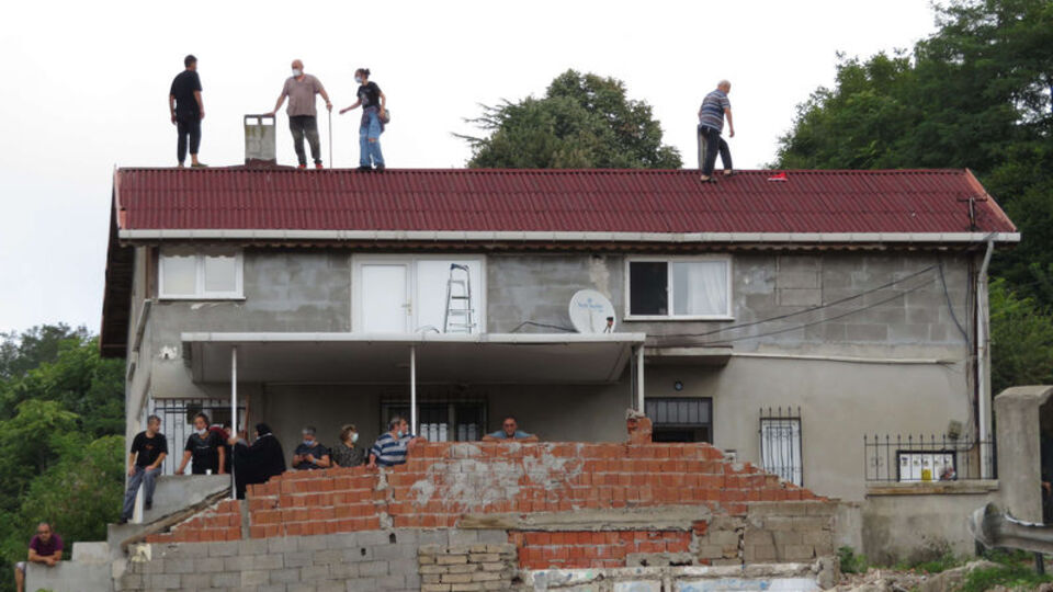 Beykoz'da yıkım gerginliği! Çevik kuvvet müdahale etti