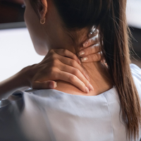 Boyun tutulması neden olur ve nasıl geçer?