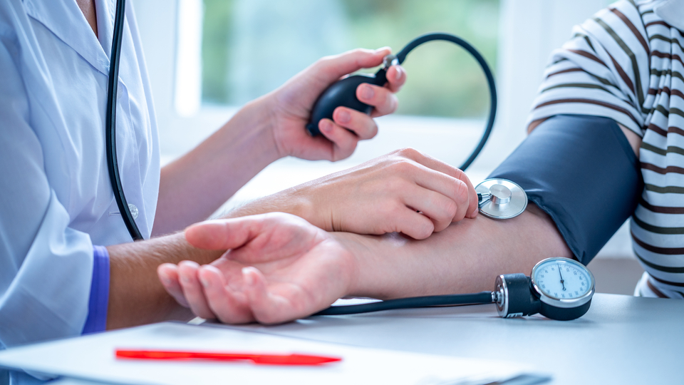 Hipertansiyon hastaları dikkat! Beyin kanaması riski 7 kat fazla