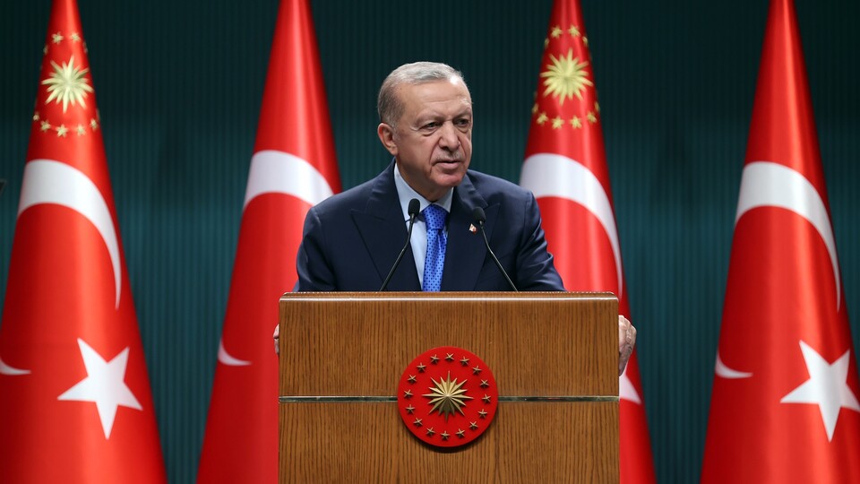 Cumhurbaşkanı Erdoğan'dan kritik toplantı