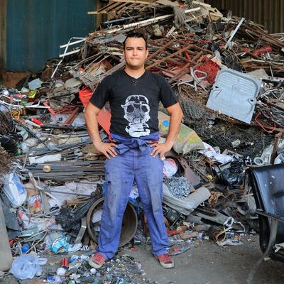 İşitme engellilere umut oldu! Hurdacılıktan mühendisliğe!