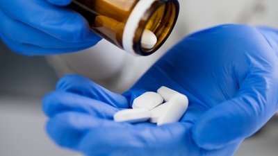 Paxlovid 40-65 yaşlarındaki yetişkinlerde fayda göstermiyor