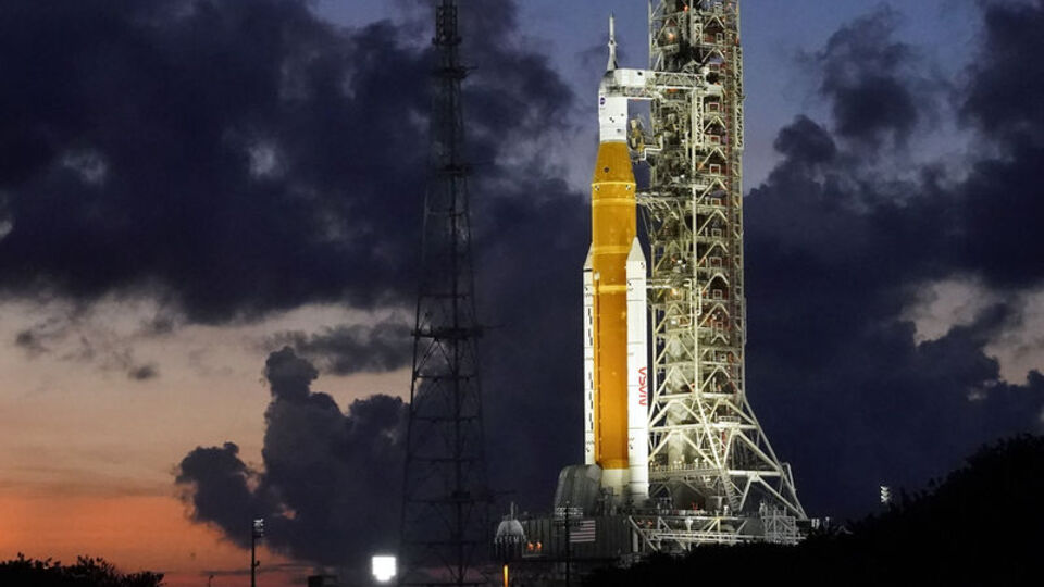 İnsanoğlu 50 yıl sonra Ay'a dönüyor