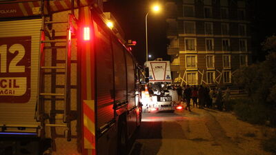 Toprak kayması nedeniyle bir bina boşaltıldı