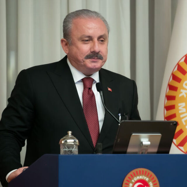 Şentop'tan Malazgirt Zaferi ve Büyük Taarruz mesajı