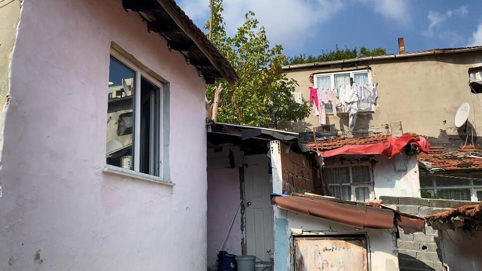 Çifte vahşet! Karısını ve yeğenini öldürdü, kızını yaraladı