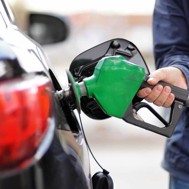 Motorine bir zam daha geldi