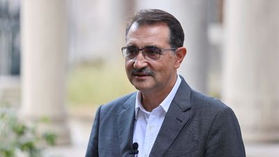 Bakan Dönmez'den doğalgaz kuyu açıklaması