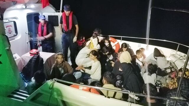 1 haftada kurtarılan düzensiz göçmen bilançosu açıklandı