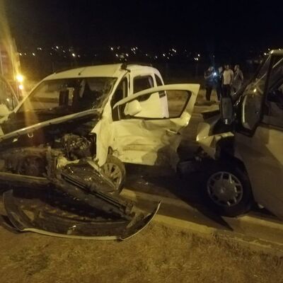 Van'da feci kaza! 1 ölü, 14 yaralı