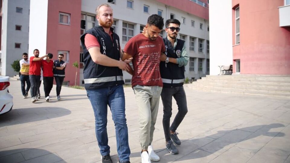 'Pompalı'yla 3 polisi yaraladı! Böyle dedi: Hasmım zannettim!