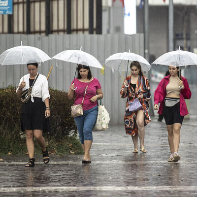 Meteoroloji'den uyarı! 4 bölgede sağanak!