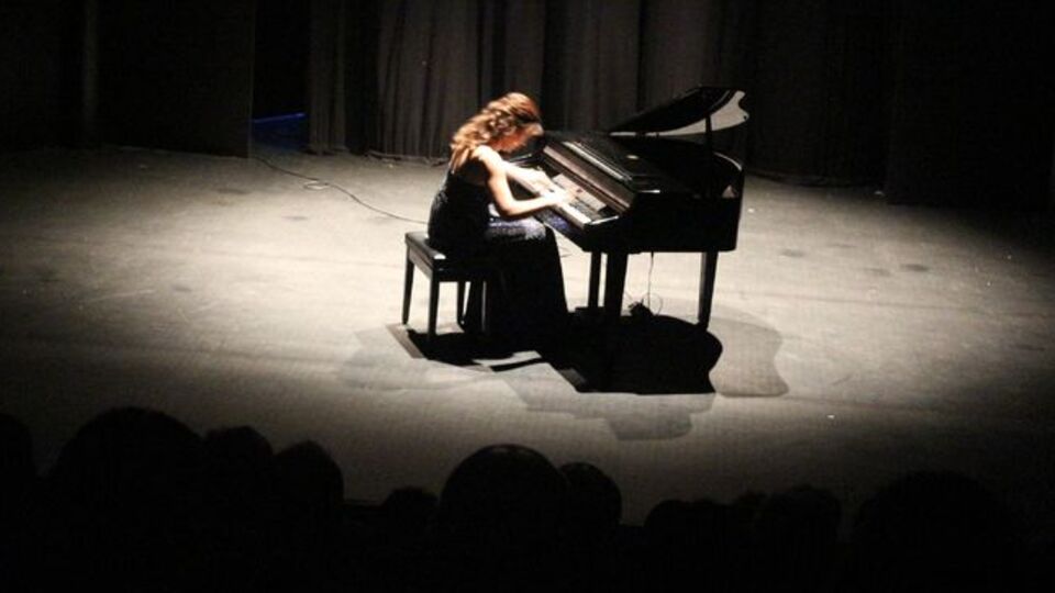 'Çarşamba Sahnesi'nde sanat sohbetleri