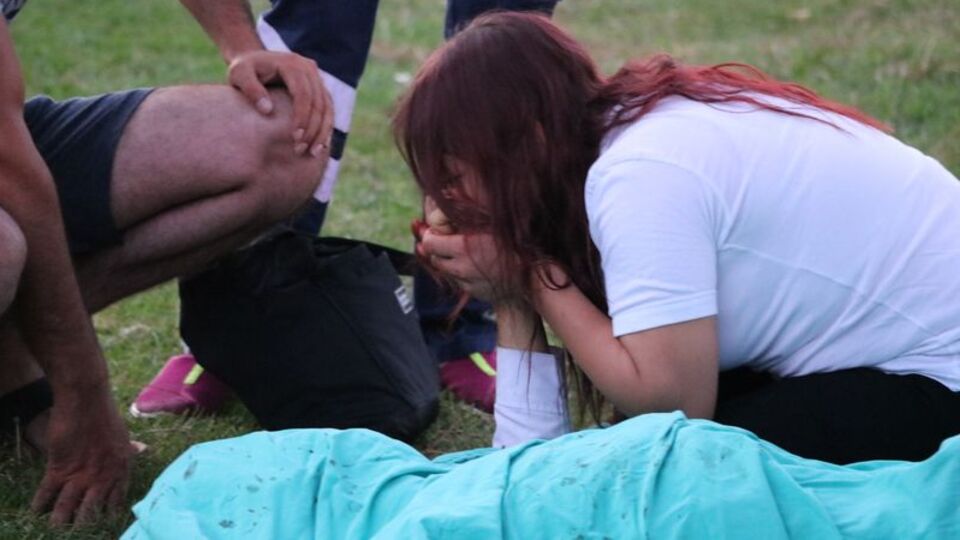 Bir aylık evliydiler! Ne olur beni bırakma!