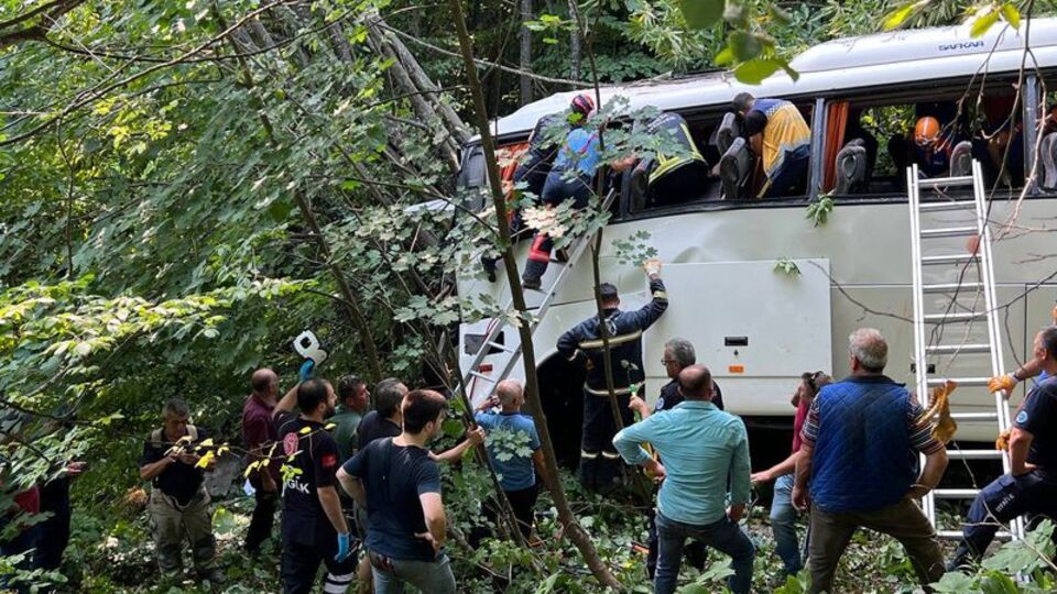 5 kişinin öldüğü kazada işte bilirkişi raporu!