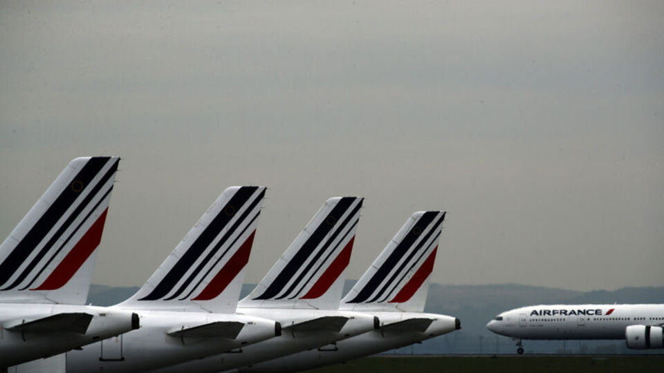 Kokpitte kavga eden iki pilot açığa alındı