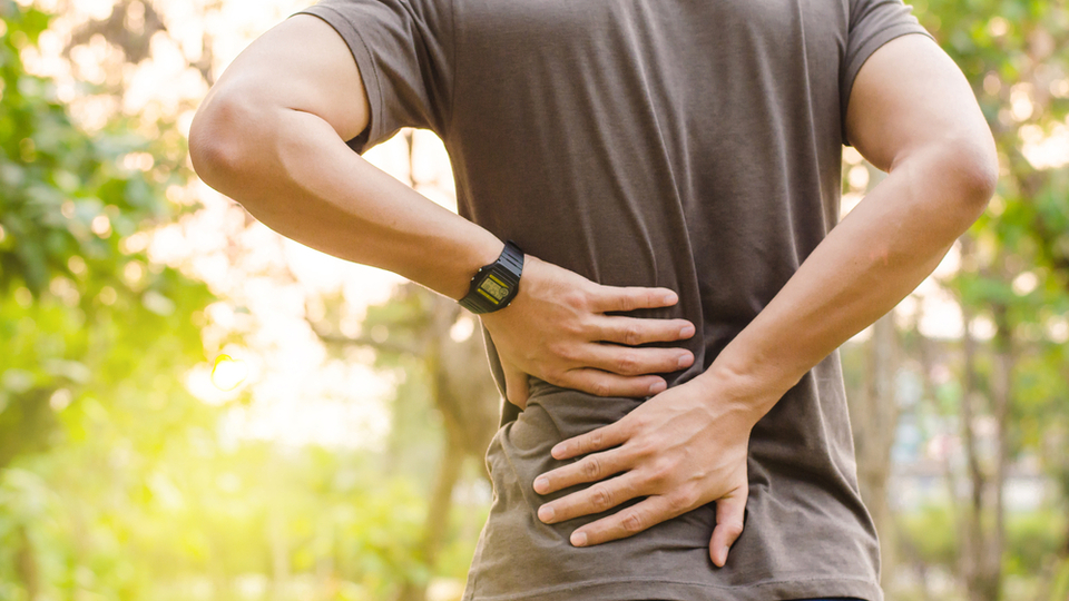 Sırt ağrısı neden olur, nasıl geçer?