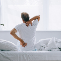 Sırt ağrısına iyi gelen doğal çözümler