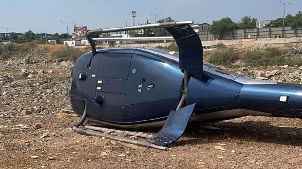 Çiğli'de sivil helikopter kalkış sırasında yan yattı!