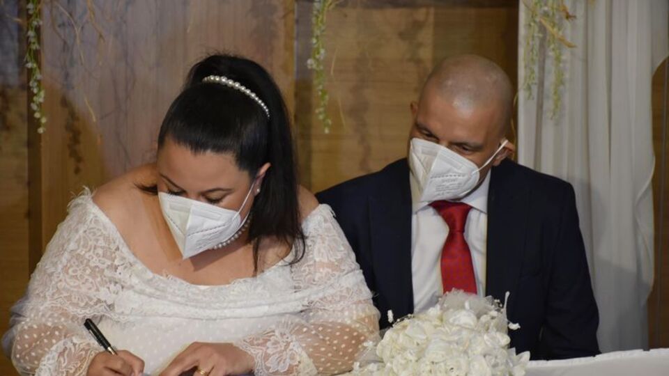 Nakil öncesi hastanede evlenmişti; taburcu oldu